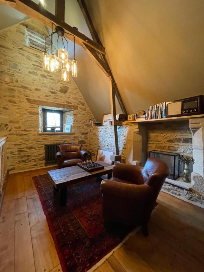 Manoir Medieval Du XV Ieme Siecle Minihy-Tréguier Eksteriør bilde