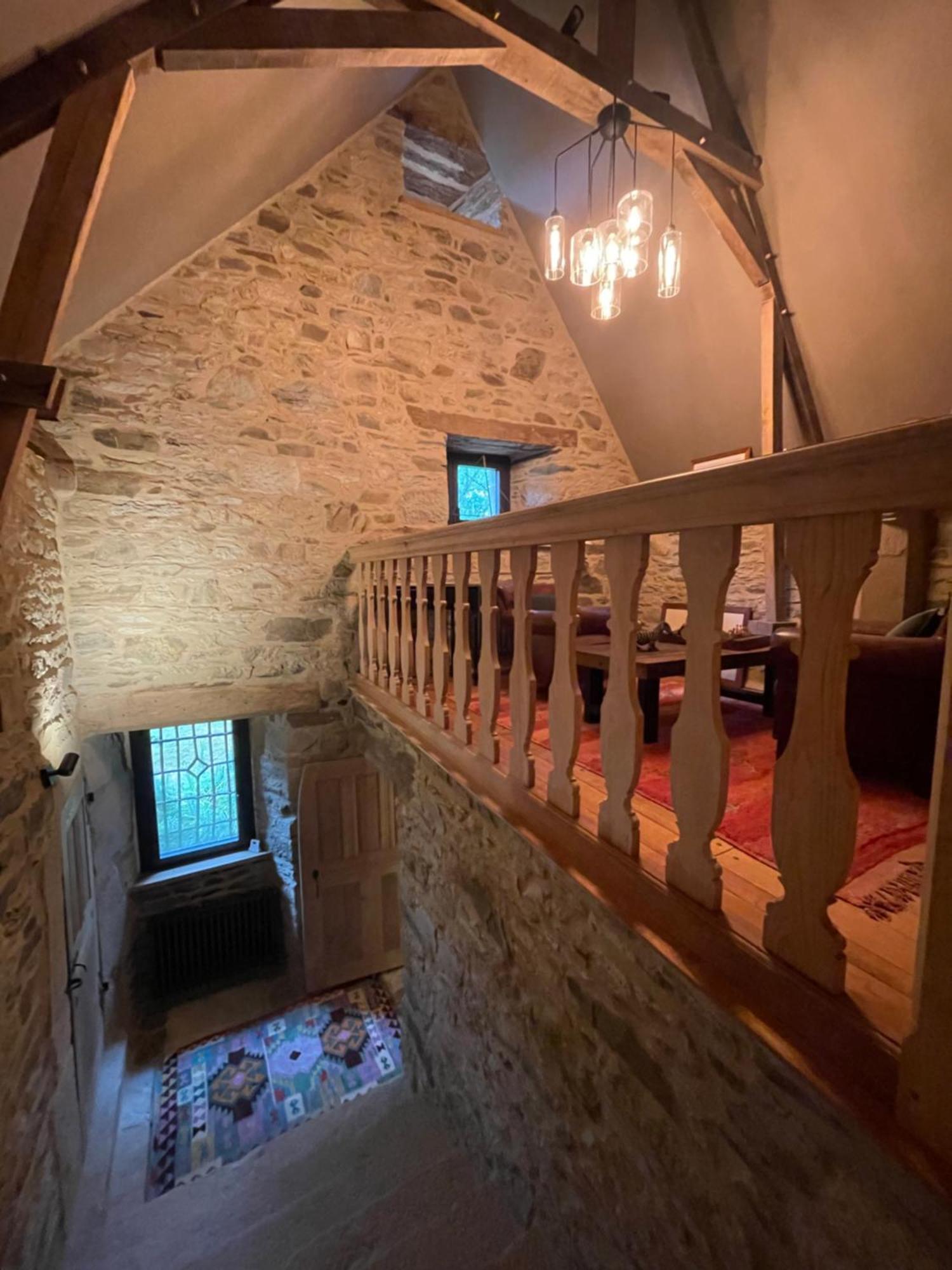 Manoir Medieval Du XV Ieme Siecle Minihy-Tréguier Eksteriør bilde
